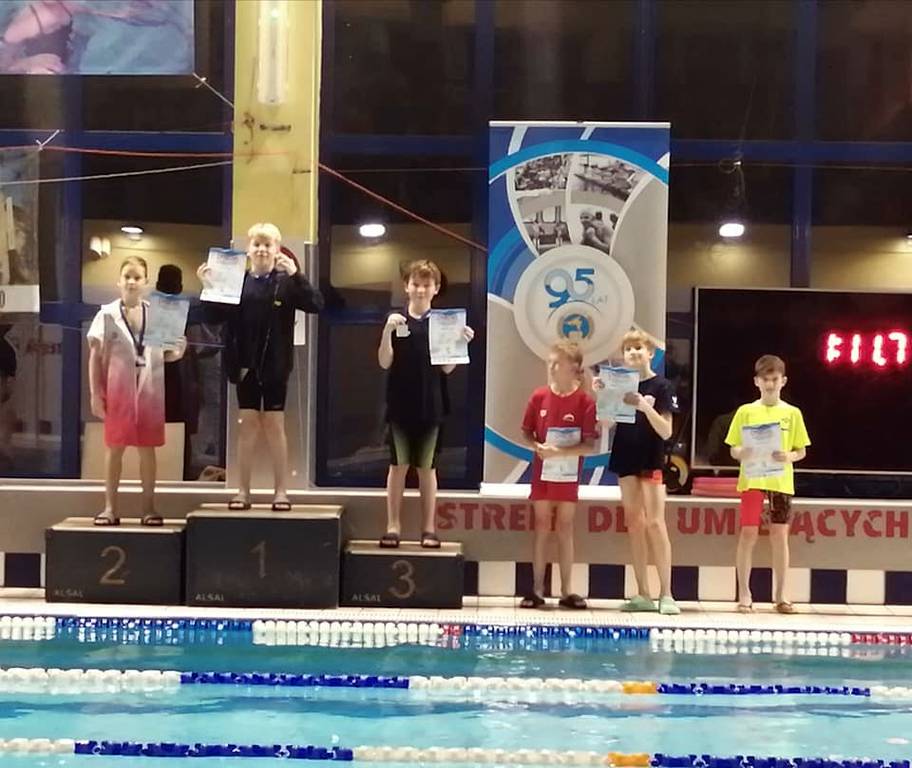 Sukcesy pływaków na Mistrzostwach Małopolski