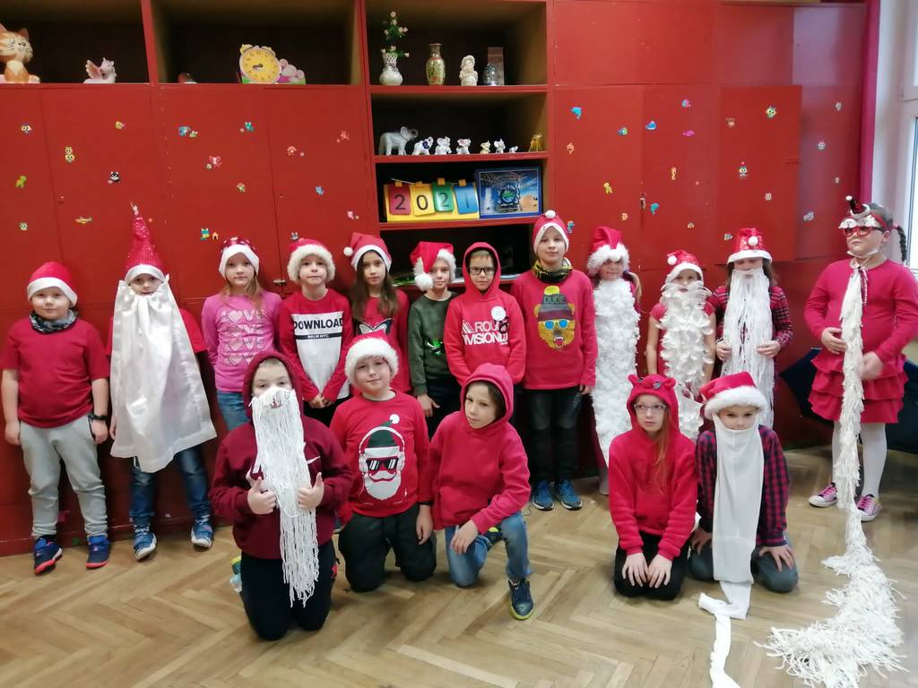 Konkurs na najdłuższą brodę Mikołaja