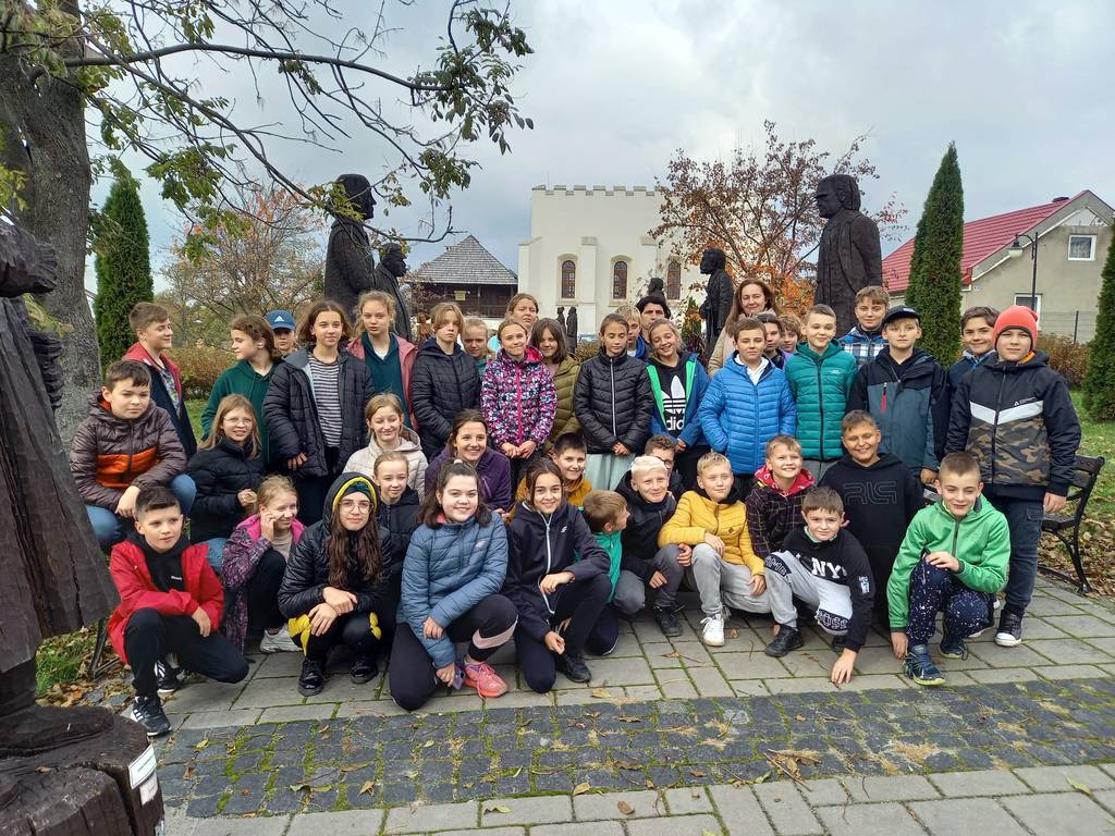 Wycieczka klas V do Kurozwęk 