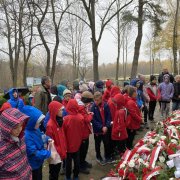 W hołdzie poległym Legionistom