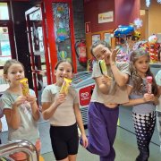 Mikołajki klasy 2a i 3b