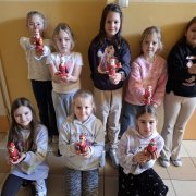 Mikołajkowe zajęcia kreatywne w 2a