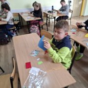 Mikołajkowe zajęcia kreatywne w 2a