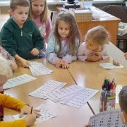 Wizyta przedszkolaków w naszej szkole – „Jesień w przyrodzie”